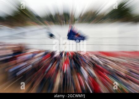 Ventilatoren und Flaggen. Großer Preis von Australien, Samstag, 19. März 2016. Albert Park, Melbourne, Australien. Stockfoto