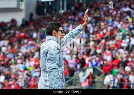 Esteban Ocon (FRA) Manor Racing auf der Fahrerparade. Großer Preis von Mexiko, Sonntag, 31. Oktober 2016. Mexiko-Stadt, Mexiko. Stockfoto