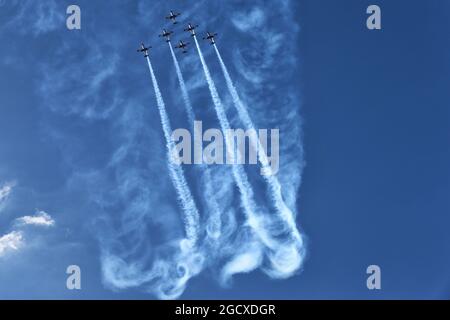 Eine Luftanzeige. Großer Preis von Australien, Samstag, 25. März 2017. Albert Park, Melbourne, Australien. Stockfoto