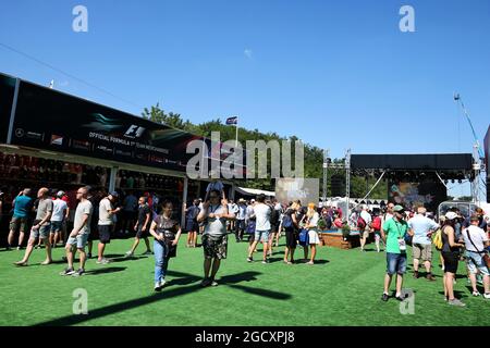 F1-Merchandise-Ständer. Großer Preis von Ungarn, Samstag, 29. Juli 2017. Budapest, Ungarn. Stockfoto