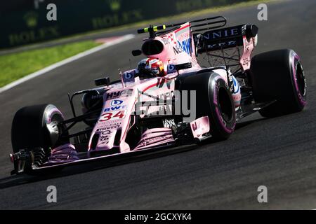 Alfonso Celis Jr (MEX) Sahara Force India F1 VJM10 Entwicklungstreiber. Stockfoto