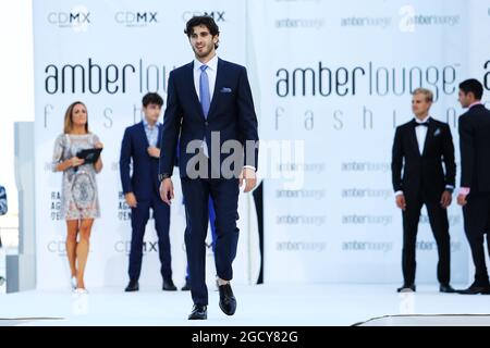 Antonio Giovinazzi (ITA) Ferrari Entwicklungstreiber auf der Amber Lounge Fashion Show. Großer Preis von Monaco, Freitag, 25. Mai 2018. Monte Carlo, Monaco. Stockfoto