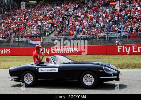 Sebastian Vettel (GER) Ferrari auf der Fahrerparade. Großer Preis von Deutschland, Sonntag, 22. Juli 2018. Hockenheim, Deutschland. Stockfoto