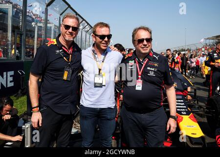 Sir Chris Hoy (GBR) mit dem Red Bull Racing Team am Start. Großer Preis von Australien, Sonntag, 17. März 2019. Albert Park, Melbourne, Australien. Stockfoto