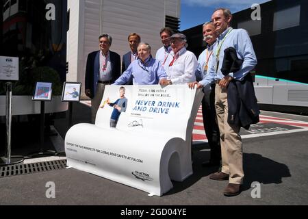 Jean Todt (FRA) FIA President; Jackie Stewart (GBR); Chase Carey (USA), Vorsitzender der Formel-1-Gruppe; und Jean-Claude Killy (FRA), ehemaliger Ski Racer - FIA-Kampagne zur Straßenverkehrssicherheit. Großer Preis von Frankreich, Sonntag, 23. Juni 2019. Paul Ricard, Frankreich. Stockfoto