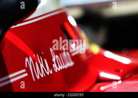 Ein Ferrari F1-Auto zu Ehren von Niki Lauda. Großer Preis von Österreich, Donnerstag, 27. Juni 2019. Spielberg, Österreich. Stockfoto