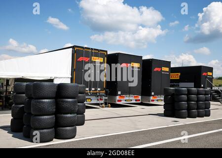 Pirelli Trucks im Fahrerlager. Großer Preis von Ungarn, Donnerstag, 1. August 2019. Budapest, Ungarn. Stockfoto