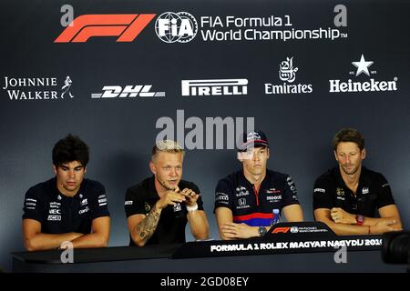 Die FIA-Pressekonferenz (L bis R): Lance Stroll (CDN) Racing Point F1 Team; Kevin Magnussen (DEN) Haas F1 Team; Daniil Kvyat (RUS) Scuderia Toro Rosso; Romain Grosjean (FRA) Haas F1 Team. Großer Preis von Ungarn, Donnerstag, 1. August 2019. Budapest, Ungarn. Stockfoto