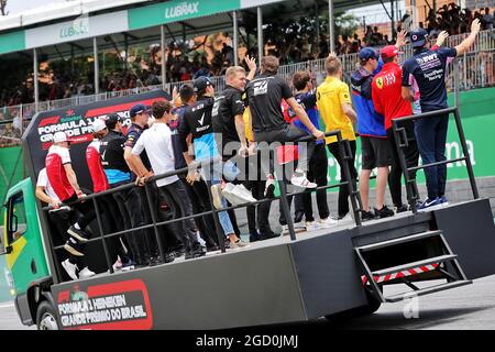 Die Fahrer Parade. Großer Preis von Brasilien, Sonntag, 17. November 2019. Sao Paulo, Brasilien. Stockfoto