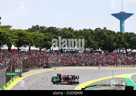 Die Fahrer Parade. Großer Preis von Brasilien, Sonntag, 17. November 2019. Sao Paulo, Brasilien. Stockfoto