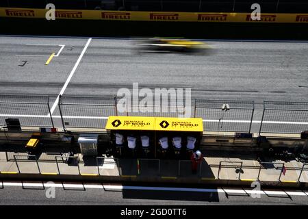 Esteban Ocon (FRA) Renault F1 Team RS20 passiert die Boxengasse. Steiermark Grand Prix, Freitag, 10. Juli 2020. Spielberg, Österreich. Stockfoto