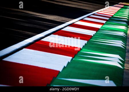 Atmosphäre im Schaltkreis – Details zur Bordsteinkante. Großer Preis von Ungarn, Donnerstag, 16. Juli 2020. Budapest, Ungarn. Stockfoto