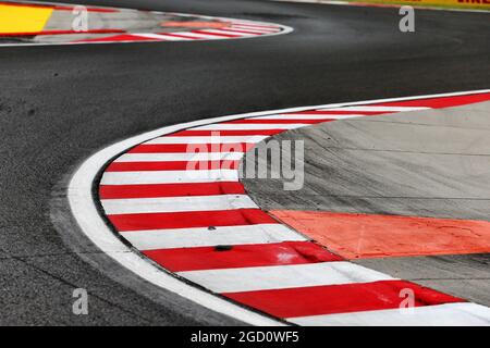 Atmosphäre im Schaltkreis – Details zur Bordsteinkante. Großer Preis von Ungarn, Donnerstag, 16. Juli 2020. Budapest, Ungarn. Stockfoto