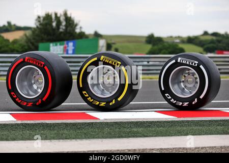 Atmosphäre des Rennkreises - Pirelli-Reifen. Großer Preis von Ungarn, Donnerstag, 16. Juli 2020. Budapest, Ungarn. Stockfoto