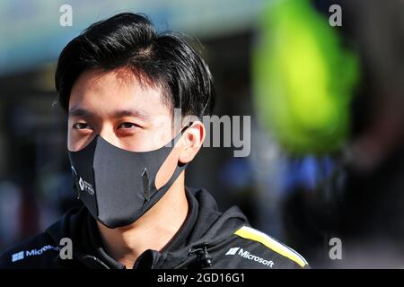 Guanyu Zhou (CHN) Renault F1 Team Testfahrer. Großer Preis von Portugal, Samstag, 24. Oktober 2020. Portimao, Portugal. Stockfoto