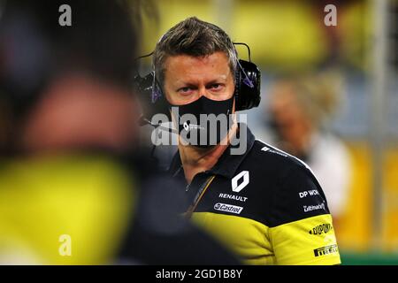 Marcin Budkowski (POL) Renault F1 Team Executive Director am Start. Sakhir Grand Prix, Sonntag, 6. Dezember 2020. Sakhir, Bahrain. Stockfoto