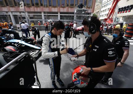 Esteban Ocon (FRA) Alpine F1 Team am Start. Großer Preis von Monaco, Sonntag, 23. Mai 2021. Monte Carlo, Monaco. Stockfoto