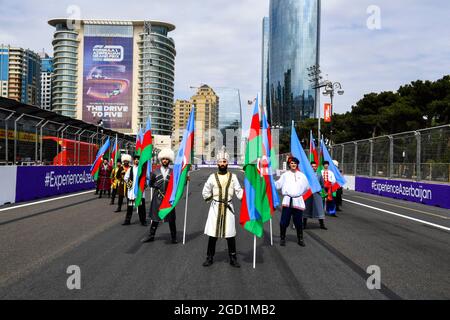 Grid-Atmosphäre. Großer Preis von Aserbaidschan, Sonntag, 6. Juni 2021. Baku City Circuit, Aserbaidschan. FIA Pool-Bild nur zur redaktionellen Verwendung Stockfoto