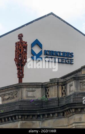 Die Antony Gormley Skulptur in Dewsbury im August 2021 Stockfoto