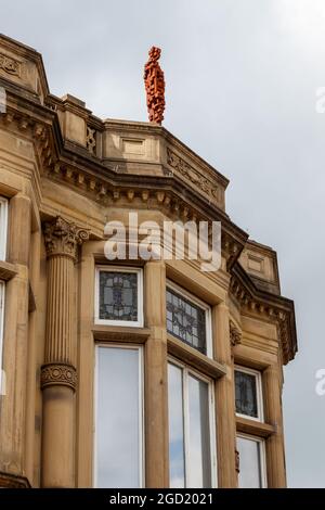 Die Antony Gormley Skulptur in Dewsbury im August 2021 Stockfoto