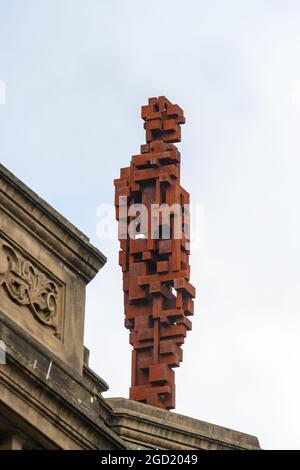 Die Antony Gormley Skulptur in Dewsbury im August 2021 Stockfoto