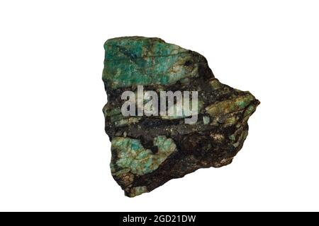 Rohes grünes Smaragd-Exemplar isoliert auf weißem Hintergrund Stockfoto