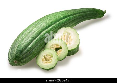 Armenisch gestreifte Gurke (Cucumis melo var. flexuosus pepo fruit) isoliert Stockfoto