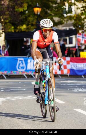 Professioneller Radfahrer Teniel Campbell von Trinidad und Tobago im Elite Road Race der Frauen, 2019 UCI Road World Championships, Harrogate, Großbritannien. Stockfoto