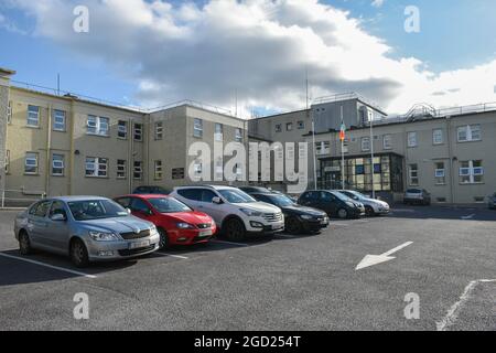 Bantry, West Cork, Irland. August 2021. Die medizinische Prüfeinheit des Bantry General Hospital wird am Mittwoch um 9 Uhr wieder eröffnet. Kredit: Karlis Dzjamko/Alamy Live Nachrichten Stockfoto