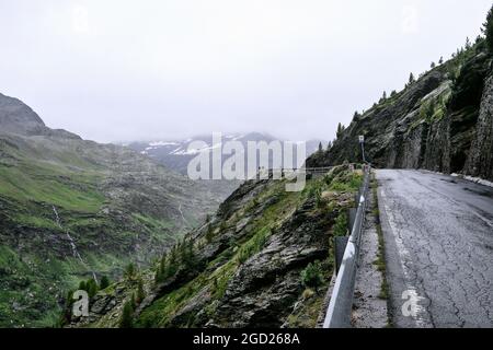 Pass Gaviapass, Passo di Gavia, in den italienischen Alpen. Der Gavia-Pass verbindet die Provinzen Sondrio und Brescia. Stockfoto