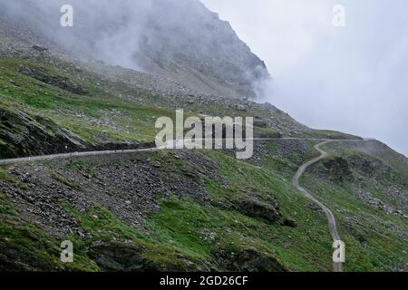 Pass Gaviapass, Passo di Gavia, in den italienischen Alpen. Der Gavia-Pass verbindet die Provinzen Sondrio und Brescia. Stockfoto