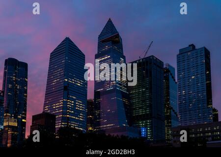 Hudson Yards Entwicklung bei Sonnenuntergang in New York am Dienstag, 3. August 2021. (© Richard B. Levine) Stockfoto