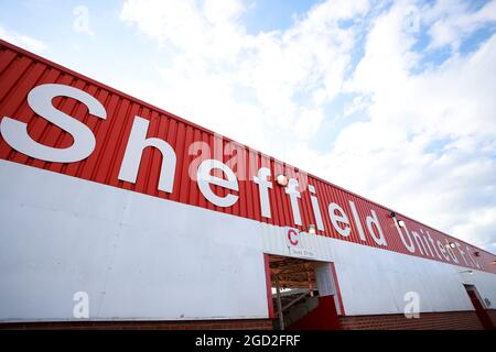 Sheffield, Großbritannien. August 2021. Außenansicht der Bramall Lane, Heimstadion von Sheffield United in Sheffield, Großbritannien am 8/10/2021. (Foto von Ben Early/News Images/Sipa USA) Quelle: SIPA USA/Alamy Live News Stockfoto