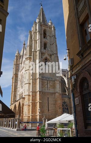 Gotische Kathedrale von Leon in Castilla, Spanien. Stockfoto