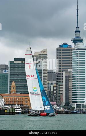 Segeln auf dem Waitemata Hafen Auckland Central Stockfoto