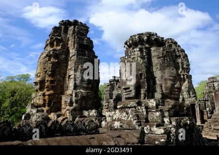 Kambodscha Krong Siem Reap Angkor Wat - Bayon Tempel Gesichter in Steinmauern geschnitzt Stockfoto