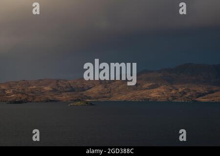 Der Blick von Mallaig an einem regnerischen Nachmittag im April, Schottland, Vereinigtes Königreich Stockfoto