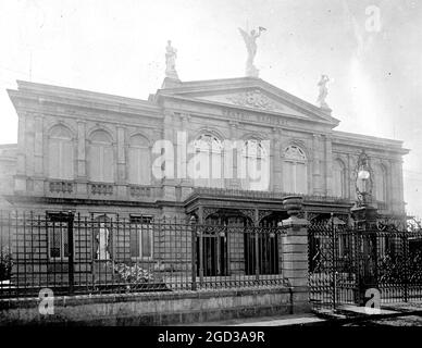 Nationaltheater in San Jose, Costa Rica ca. zwischen 1909 und 1919 Stockfoto