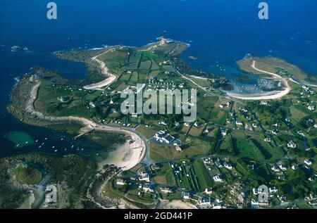 FINISTERE (29) BRETAGNE, LUFTAUFNAHME VON PLOUGUERNEAU UND DER UMLIEGENDEN KÜSTE, FRANKREICH Stockfoto