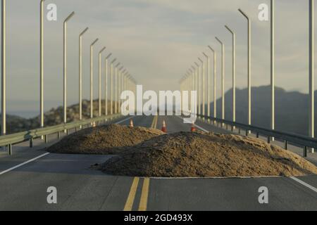 3d-Darstellung von Schotterhaufen, die aufgrund von Bauarbeiten auf der Autobahn beladen werden Stockfoto