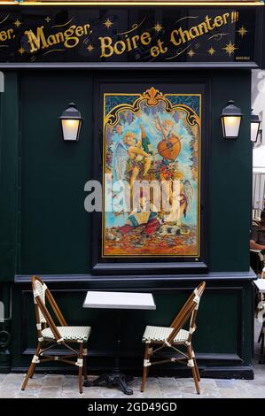 FRANKREICH, PARIS (75) 18. ARRONDISSEMENT, BEZIRK MONTMARTRE, CAFÉ-RESTAURANT LA BONNE FRANQUETTE Stockfoto