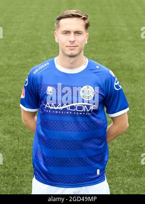 DEN B.Sc., NIEDERLANDE - 10. AUGUST: Ringo Meerveld vom FC Den Bosch während einer Fotokall des FC Den Bosch im Stadion De Vliert am 10. August 2021 in Den Bosch, Niederlande (Foto: Rene Nijhuis/Orange Picts) Stockfoto