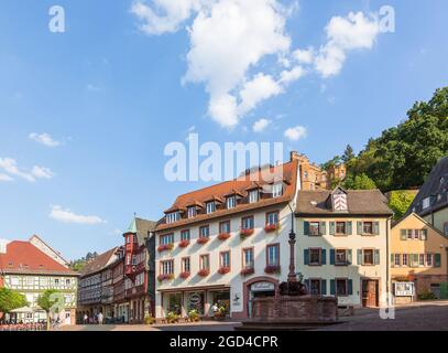 Geographie / Reisen, Deutschland, Bayern, Miltenberg, Marktplatz, SCHNATTERLOCH, ADDITIONAL-RIGHTS-CLEARANCE-INFO-NOT-AVAILABLE Stockfoto