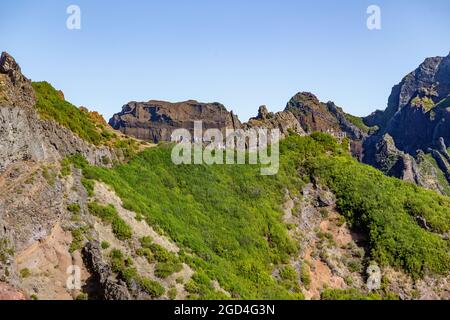 Geographie / Reisen, Portugal, Madeira, Pico do Arieiro, Gipfel, WANDERWEG PR1, ZUSÄTZLICHE-RIGHTS-CLEARANCE-INFO-NOT-AVAILABLE Stockfoto