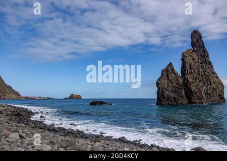 Geographie / Reisen, Portugal, Madeira, Seixal, Ilheus the Ceroulas, Blick vom Miradouro de Seixal, ZUSÄTZLICHE-RECHTE-FREIGABE-INFO-NICHT-VERFÜGBAR Stockfoto