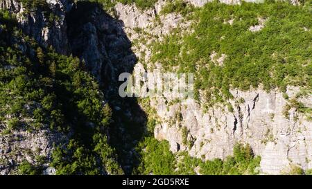 Herbst in Theth, Grunas Canyon, Albanien Stockfoto