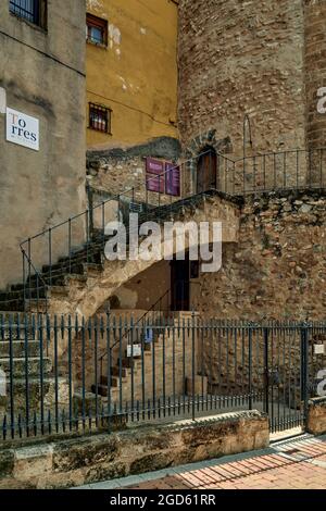 Gefängnisturm an der Puerta de Teruel aus dem 14. Jahrhundert in der historischen Stadt Segorbe, Provinz Castellon, Spanien, Europa Stockfoto