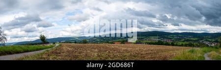 Hochauflösende Panoramabilder des Spessart in Süddeutschland und des Bergiegen-Gebiets Stockfoto