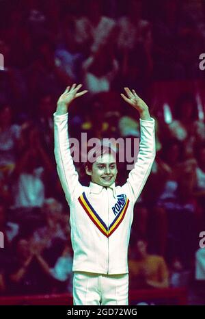 Nadia Comaneci (ROM) bei den Olympischen Sommerspielen 1976 in Montreal, Kanada Stockfoto