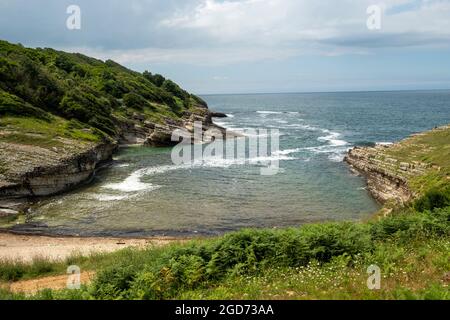 Verschiedene Felsstrukturen an den Ufern des kefken-Bezirks der Provinz Kocaeli. Stockfoto